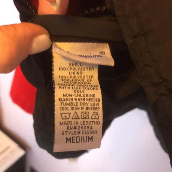 CHAMPION REVERSIBLE BLACK/RED FLEECE & NYLON HOODIE/JACKET • sz M - Picture 16 of 17